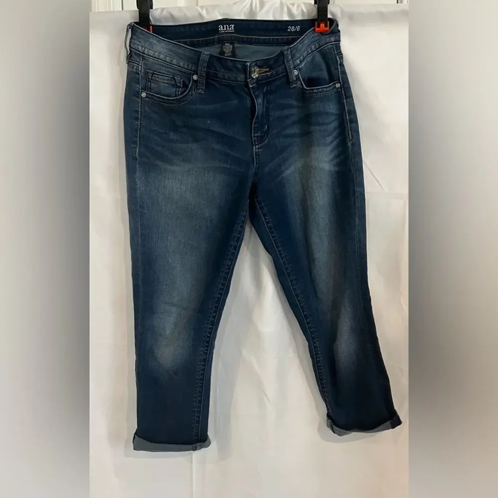 A.N.A. A New Approach Women's Capris Faded Blue Crop Stretch Pants Jeans‎ Sz 6